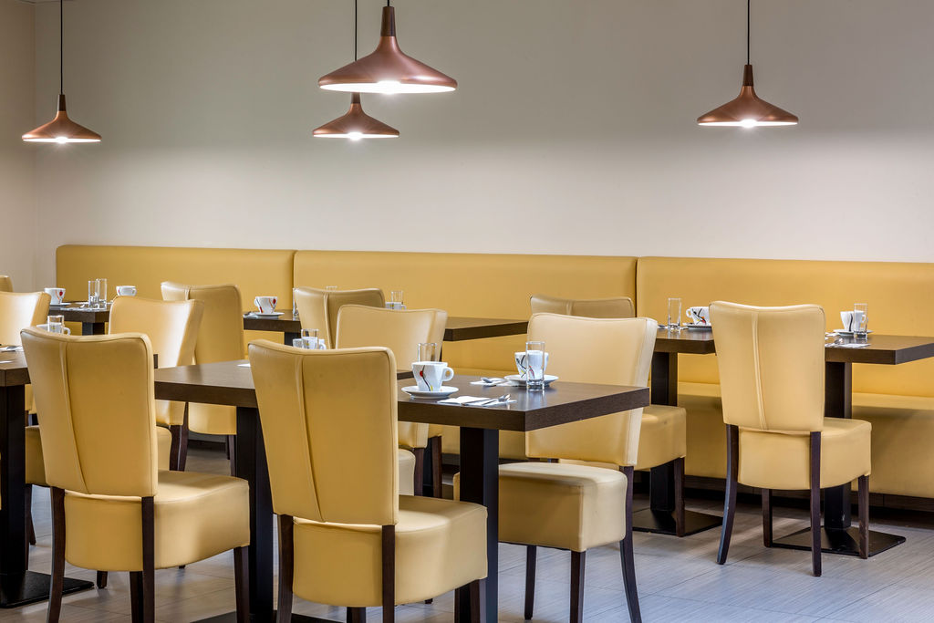 salle a manger sure hotel